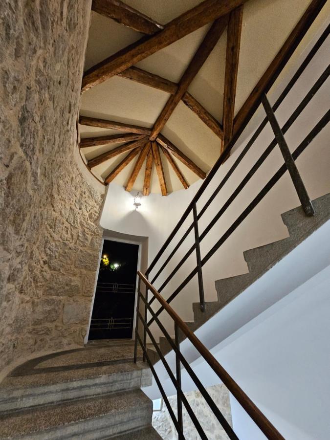 Villa Gaj オミサリ エクステリア 写真